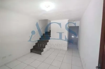 Casa com 2 quartos à venda na Rua Walter Voss, 221, Jardim das Oliveiras, São Paulo