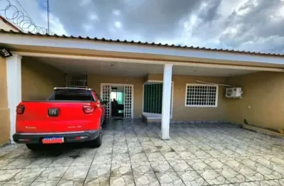 Casa com 2 quartos à venda na Rua Sargento Francisco Amandio, Flores, Manaus