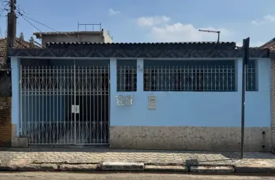 Casa no bairro jardim castelo, bela e espaçosa para você e sua familia!