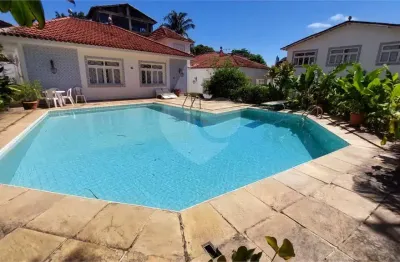 Casa com 7 quartos à venda na Rua das Violetas, Itacoatiara, Niterói
