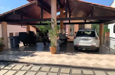 Casa em condomínio fechado com 5 quartos à venda na Estrada Washington Luís, Sapê, Niterói