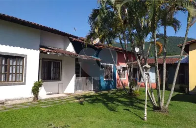 Casa com 2 quartos à venda na Pilsen, Serra Grande, Niterói