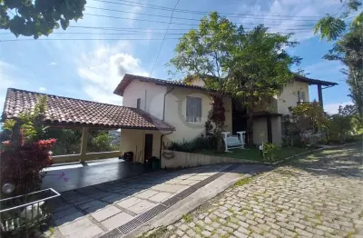 Casa em condomínio fechado com 5 quartos à venda na Rua Amadeu Gomes, Sapê, Niterói