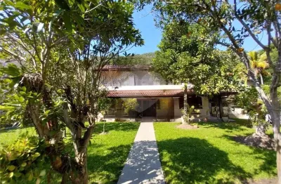 Casa com 4 quartos à venda na Rua Scylla Souza Ribeiro, Itaipu, Niterói