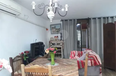 Casa com 3 quartos à venda na Rua Cinco de Julho, Icaraí, Niterói