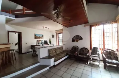 Casa com 5 quartos à venda na Doutor Odilon Beauclair, Camboinhas, Niterói
