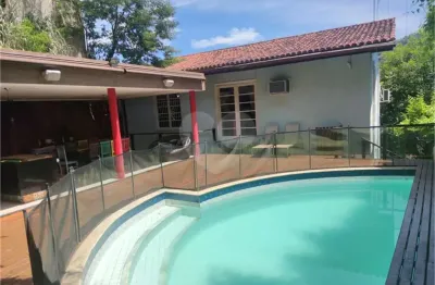 Casa com 4 quartos à venda no São Francisco, Niterói 