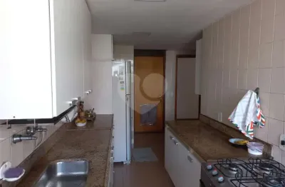 Apartamento com 3 quartos à venda na Rua Álvares de Azevedo, 234, Icaraí, Niterói