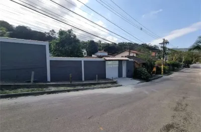 Casa com 4 quartos à venda na Rua Professor Jurenil Andrade Costa, Maravista, Niterói