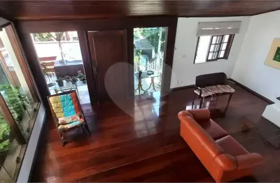 Condomínio com 4 quartos à venda em são francisco - rj