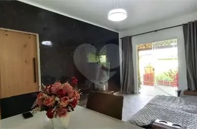 Casa em condomínio fechado com 2 quartos à venda na Rua Toni Moraes, Arsenal, São Gonçalo