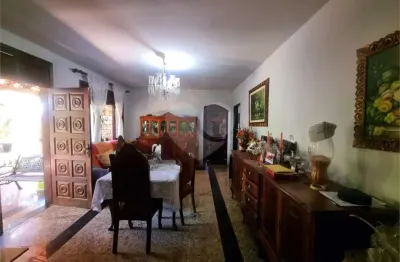 Casa com 3 quartos à venda na Rua Eurico Aragão, 213, Piratininga, Niterói