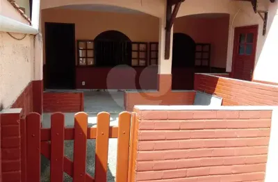 Casa com 4 quartos à venda na Dos Tatuís, Jardim Imbuí, Niterói