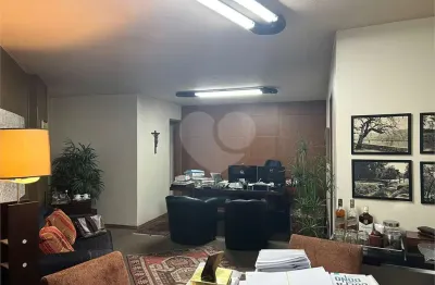 Sala comercial à venda na Avenida Ernani do Amaral Peixoto, Centro, Niterói