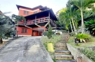 Casa em condomínio fechado com 4 quartos à venda na Rua Amadeu Gomes, Sapê, Niterói