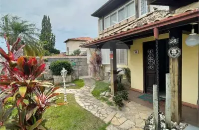 Casa com 3 quartos à venda na Rua Eurico Aragão, Piratininga, Niterói