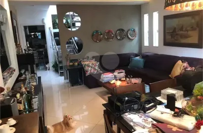 Casa com 3 quartos à venda na Araribóia, São Francisco, Niterói