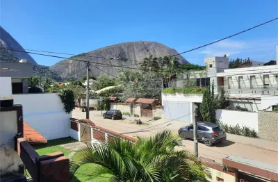 Casa com 3 quartos à venda na Das Margaridas, Itacoatiara, Niterói