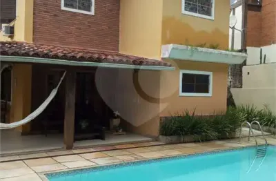 Casa em condomínio fechado com 4 quartos à venda na Rua Cândido Portinari, Mata Paca, Niterói