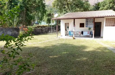 Terreno comercial à venda em Itaipu, Niterói 