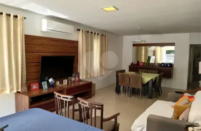 Casa com 4 quartos à venda na Rua Manoel Duarte, 84, São Francisco, Niterói