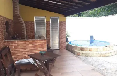 Casa com 3 quartos à venda na Doutor Godofredo Garcia Justo, Piratininga, Niterói