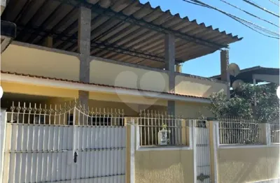Casa com 3 quartos à venda no Mutuá, São Gonçalo 