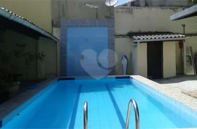 Casa com 2 quartos à venda na Rua Doutor Macário Picanço, Itaipu, Niterói