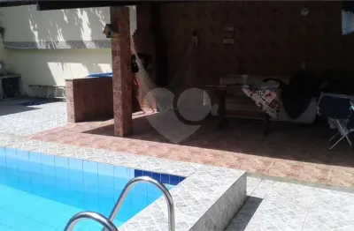 Casa com 2 quartos à venda na Rua Doutor Macário Picanço, 107, Itaipu, Niterói