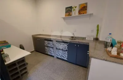 Sala comercial à venda na Avenida Ernani do Amaral Peixoto, Centro, Niterói