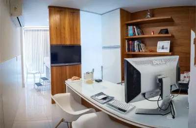 Sala comercial à venda na Rua Lopes Trovão, 318, Icaraí, Niterói