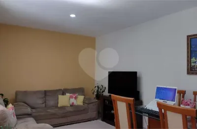 Casa com 2 quartos à venda na Professor Mário Da Fonseca Xavier, Maravista, Niterói