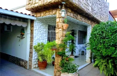 Casa com 3 quartos à venda na Vereador Antônio Nazaré, Barro Vermelho, São Gonçalo