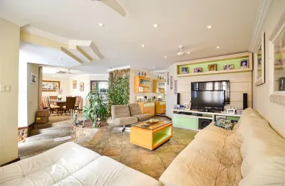 Casa com 4 quartos à venda em Itaipu, Niterói 