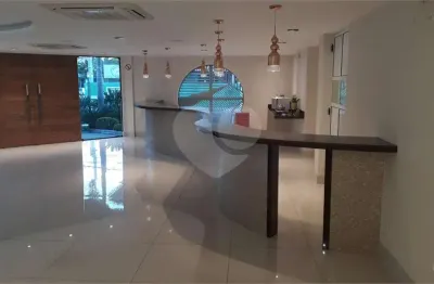 Prédio à venda na Rua Doutor Aloysio Tavares Picanço, 39, Piratininga, Niterói