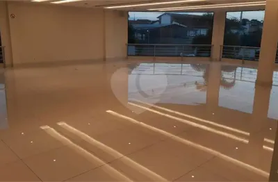 Prédio à venda na Rua Doutor Aloysio Tavares Picanço, 39, Piratininga, Niterói