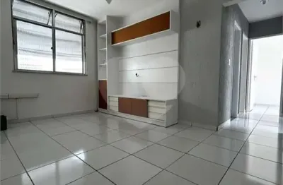 Apartamento com 2 quartos à venda na Rua Benjamin Constant, Santana, Niterói