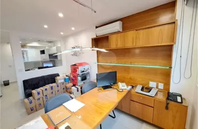 Sala comercial à venda na Rua Doutor Celestino, 122, Centro, Niterói