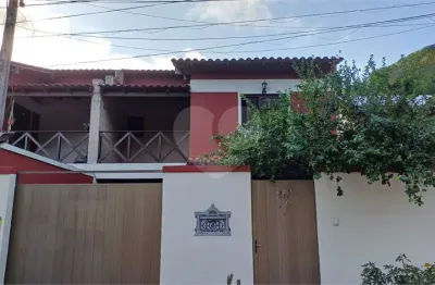 Casa com 3 quartos à venda na D, Itaipu, Niterói