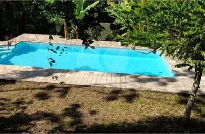Casa com 4 quartos à venda na Rua Frederico Malesherbes Figueredo, Maria Paula, São Gonçalo