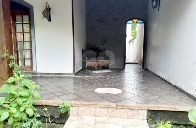 Casa com 4 quartos à venda na Rua Tapajós, São Francisco, Niterói