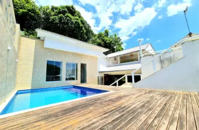 Casa em condomínio fechado com 3 quartos à venda na Rua Amadeu Gomes, Sapê, Niterói