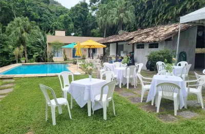 Fazenda à venda na Avenida Nelson de Oliveira e Silva, Vila Progresso, Niterói