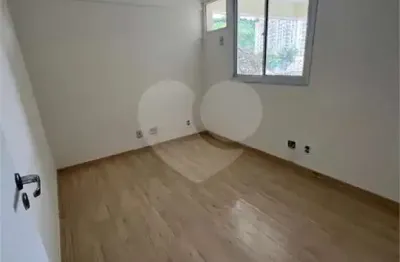 Apartamento com 3 quartos à venda na Rua General Antônio Rodrigues, Centro, São Gonçalo