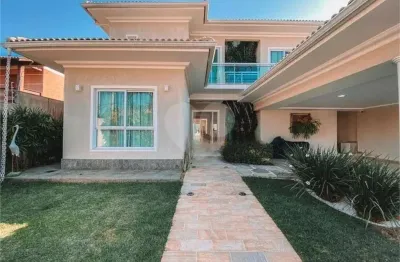 Casa com 4 quartos à venda na Rua Dom Hélder Camara, 333, Camboinhas, Niterói