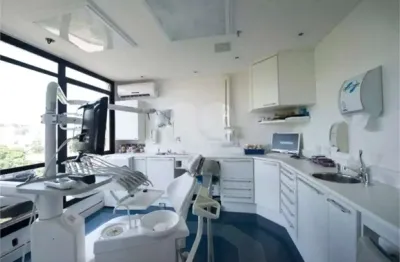 Sala comercial à venda na Rua Visconde de Sepetiba, Centro, Niterói