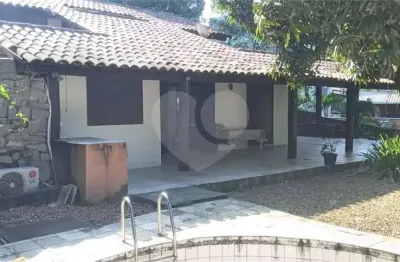 Condomínio com 5 quartos à venda em maria paula - rj