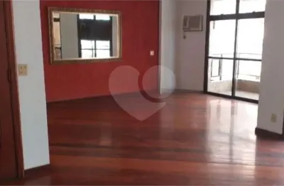 Apartamento com 4 quartos à venda na Rua Lopes Trovão, Icaraí, Niterói