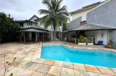 Casa com 5 quartos à venda em Camboinhas, Niterói 