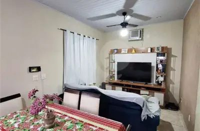 Casa com 2 quartos à venda na Rodovia Amaral Peixoto, Baldeador, Niterói